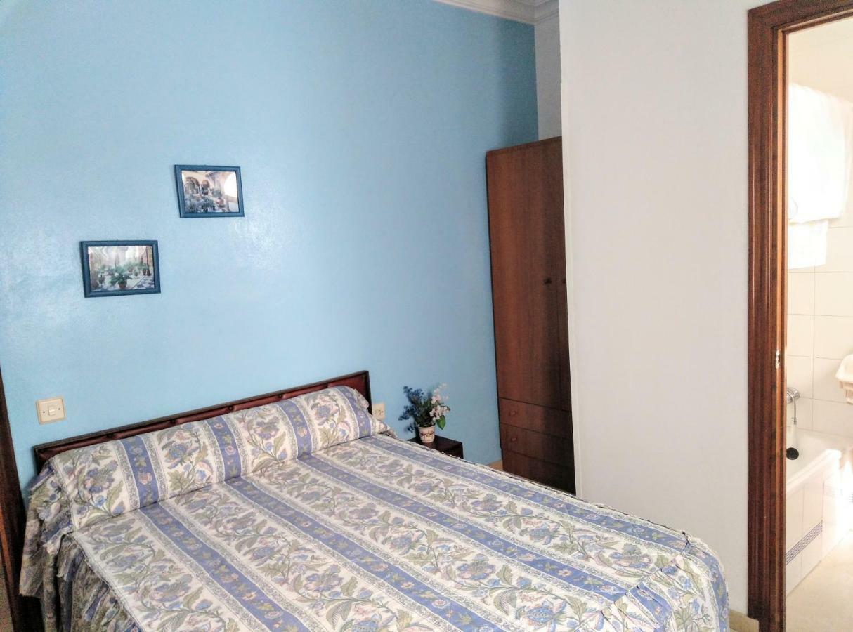 Pension Larra Mairena De Alcor Ngoại thất bức ảnh